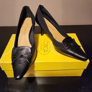 New Circa Joan & David leather pumps